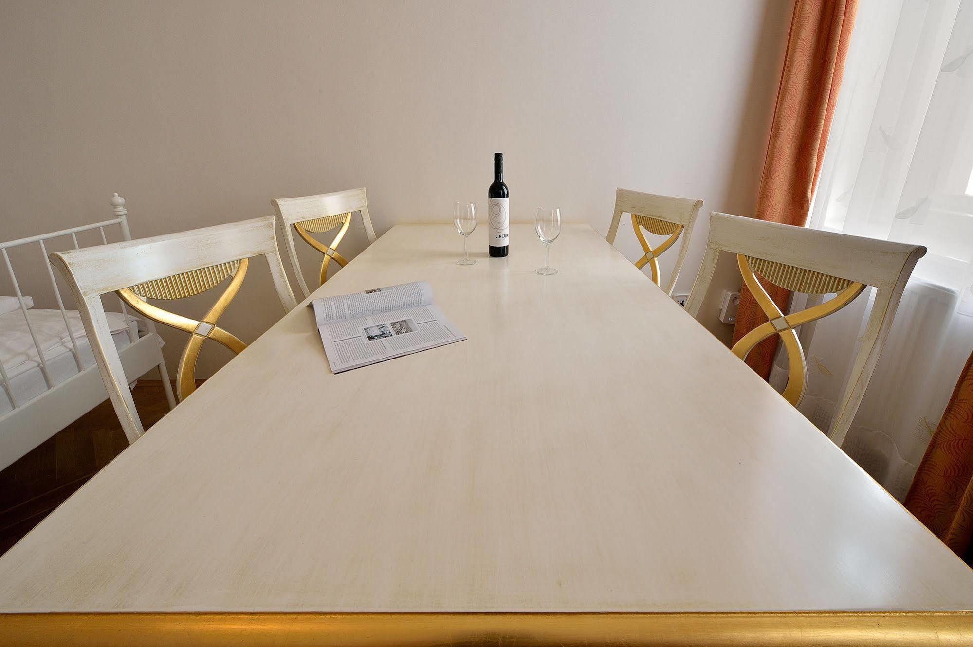 ברטיסלאבה Ambiente Serviced Apartments - Tallerova מראה חיצוני תמונה